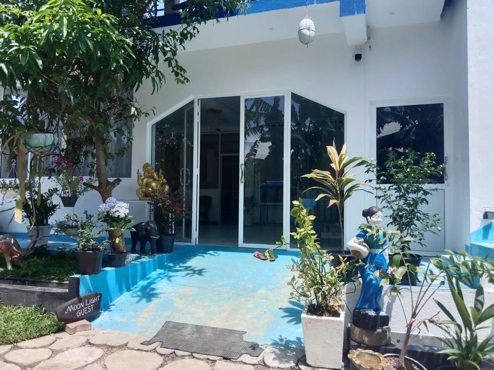 Moon Light Guest Bed & Breakfast Mirissa Exterior photo