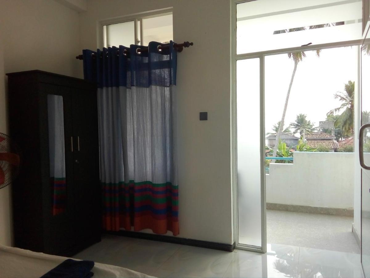 Moon Light Guest Bed & Breakfast Mirissa Exterior photo